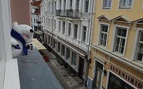 Cozy Apartment On The Town Hall Square