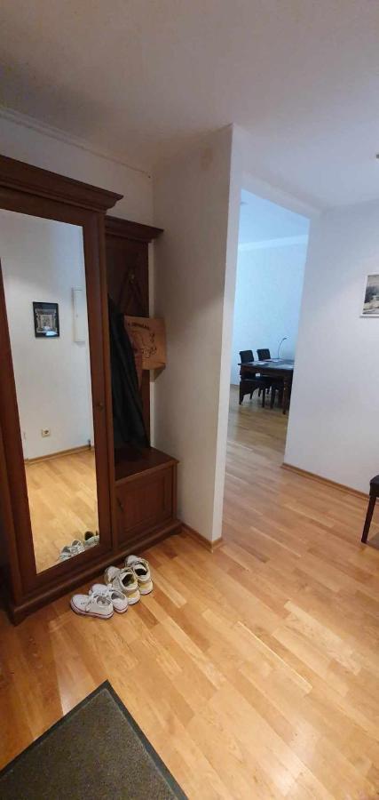 Cozy Apartment On The Town Hall Square Reval Esterno foto