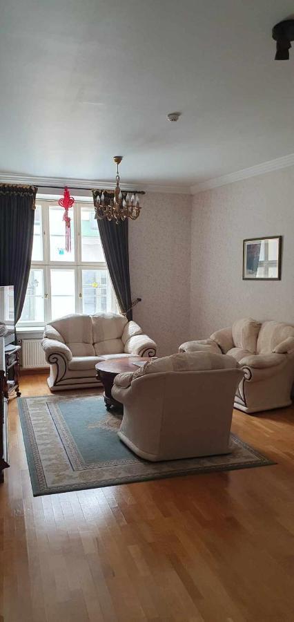 Cozy Apartment On The Town Hall Square Reval Esterno foto